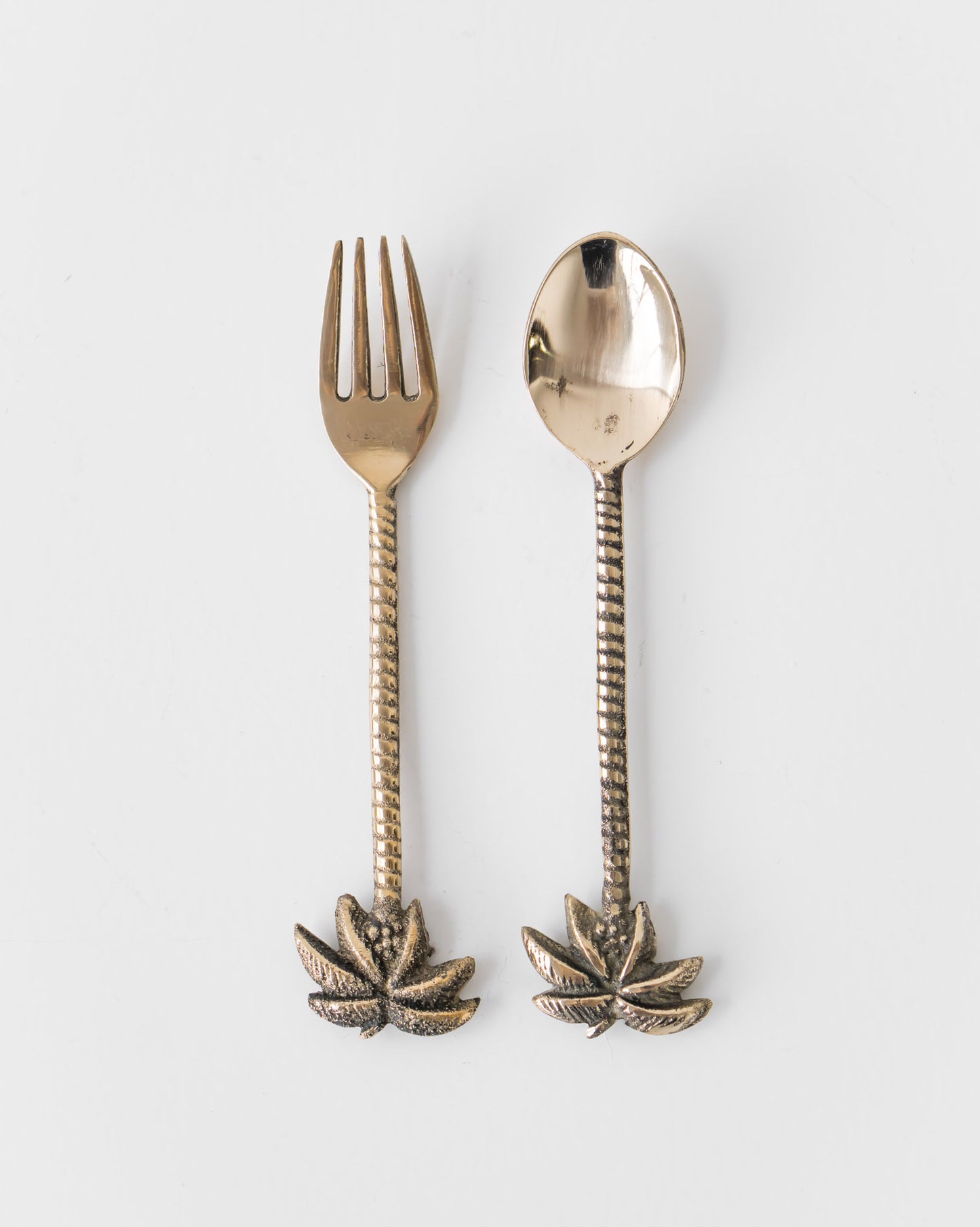 MINI BRASS PALM FORK