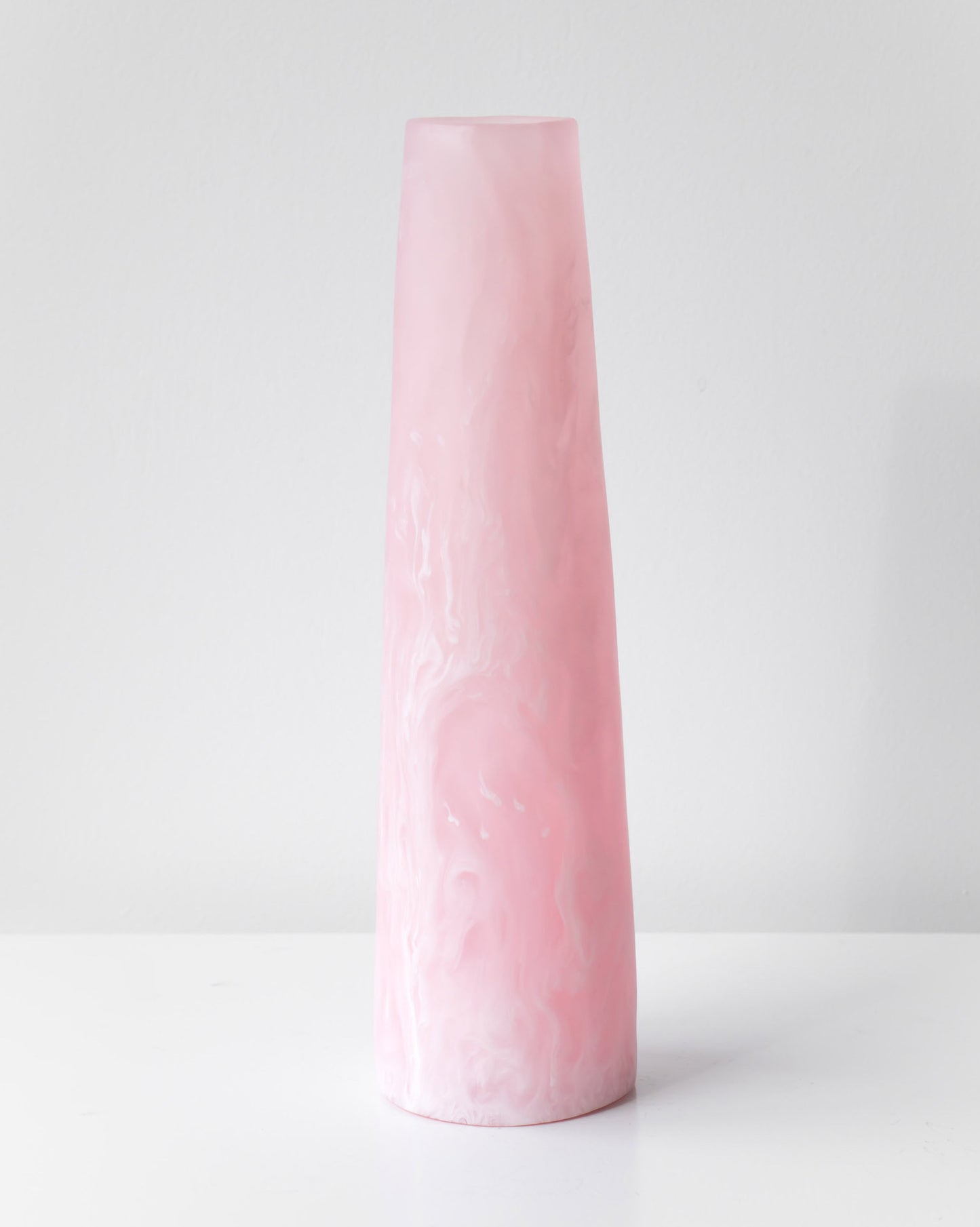 RESIN TOWER VASE PINK