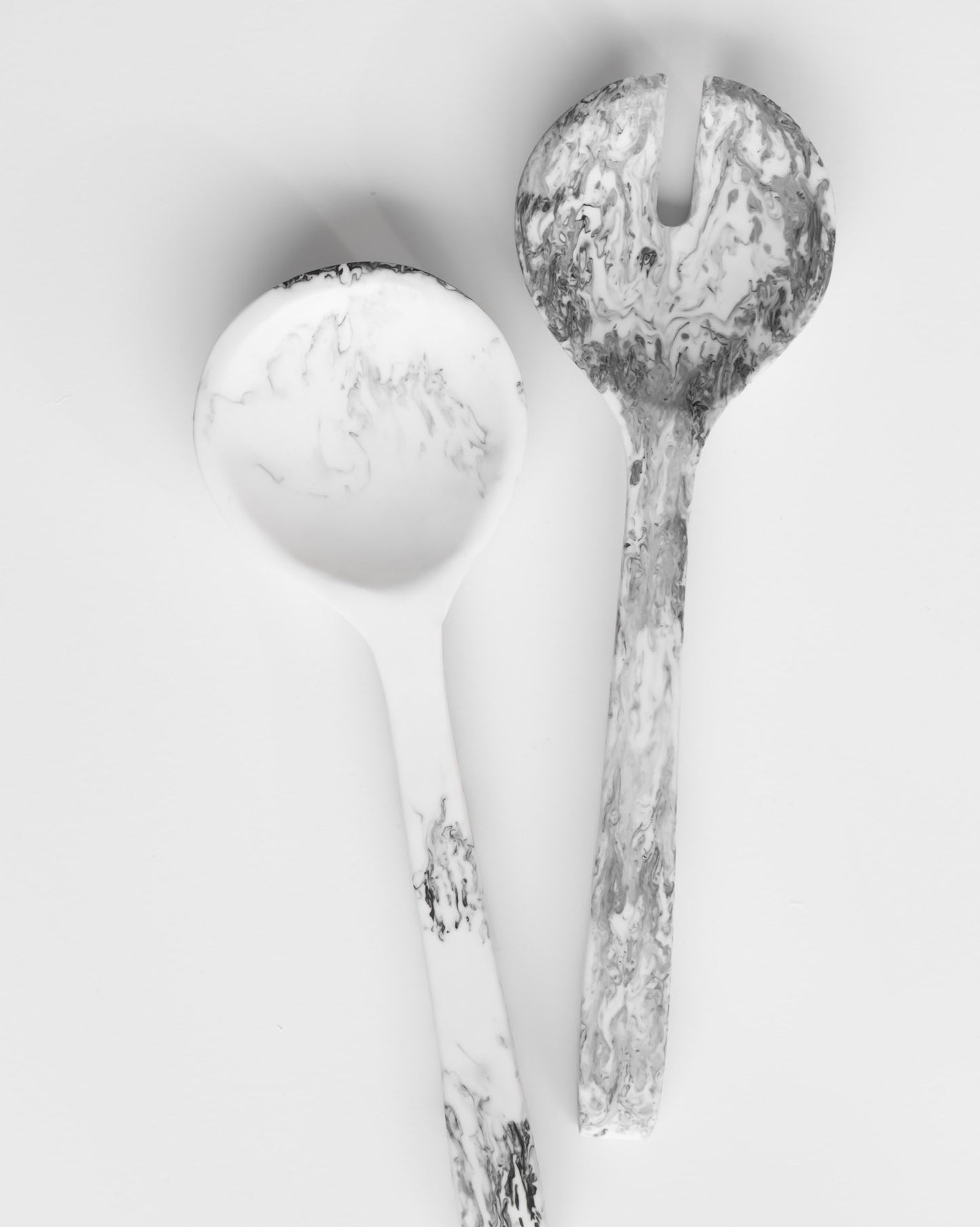 RESIN SALAD SERVERS MARBLE