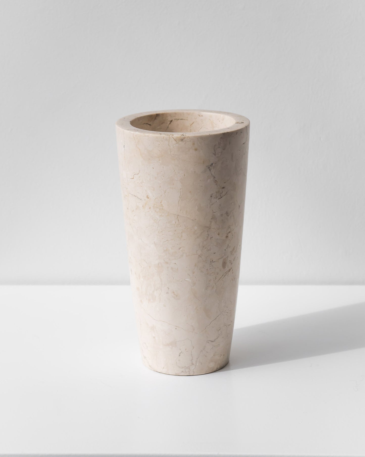 MARBLE FLOWER VASE