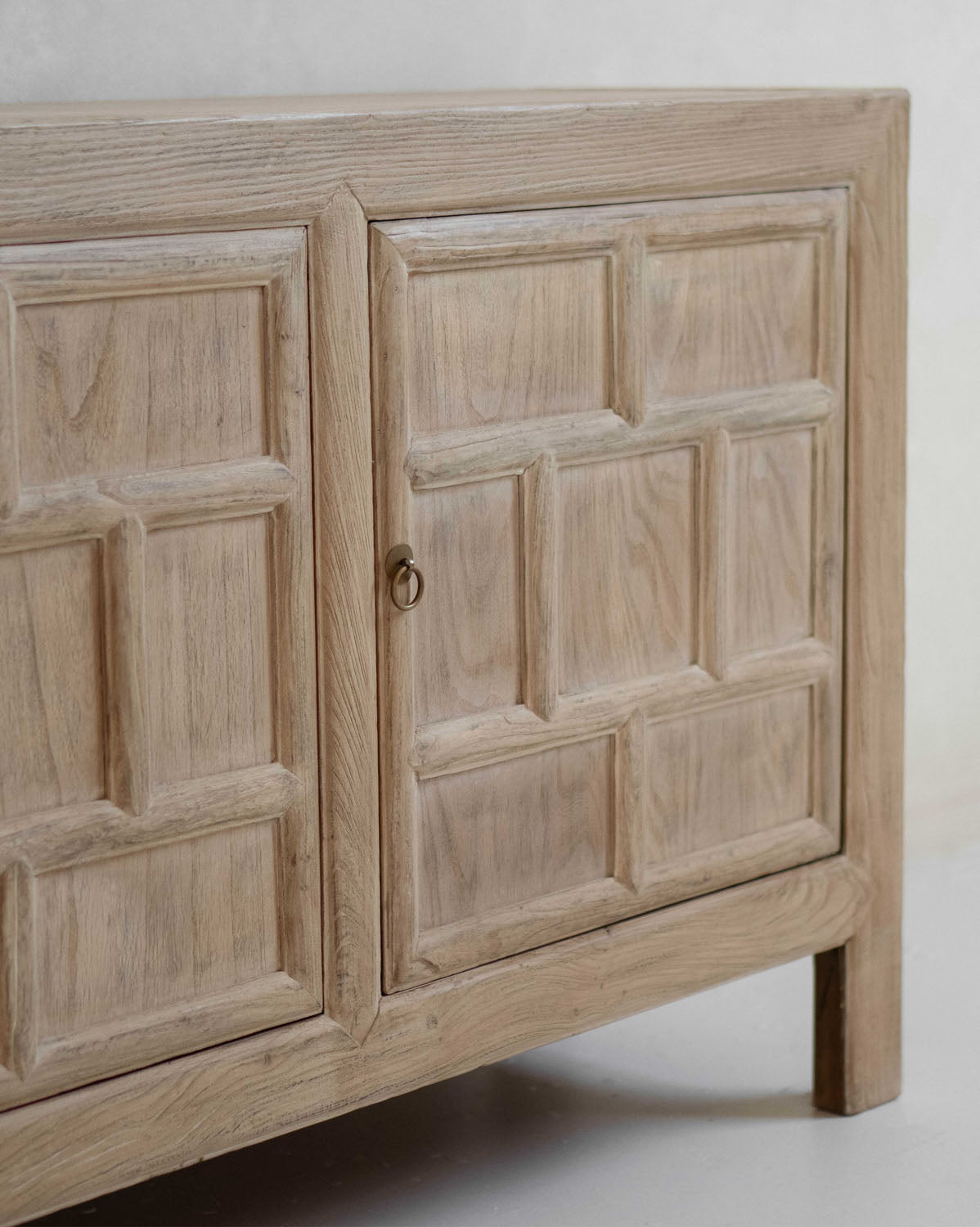 ELM PIETRA CABINET