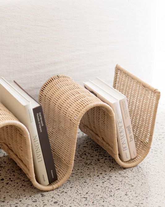 WAVE BOOK STAND
