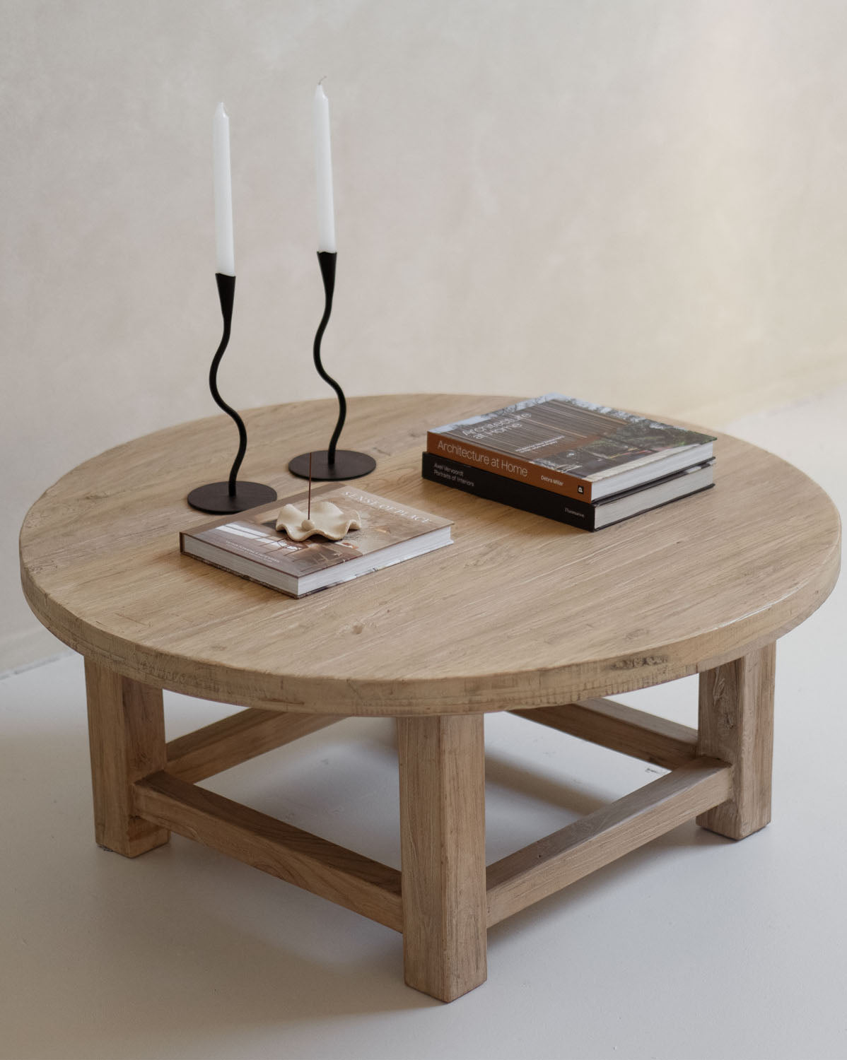 ELM ROUNDIE COFFEE TABLE