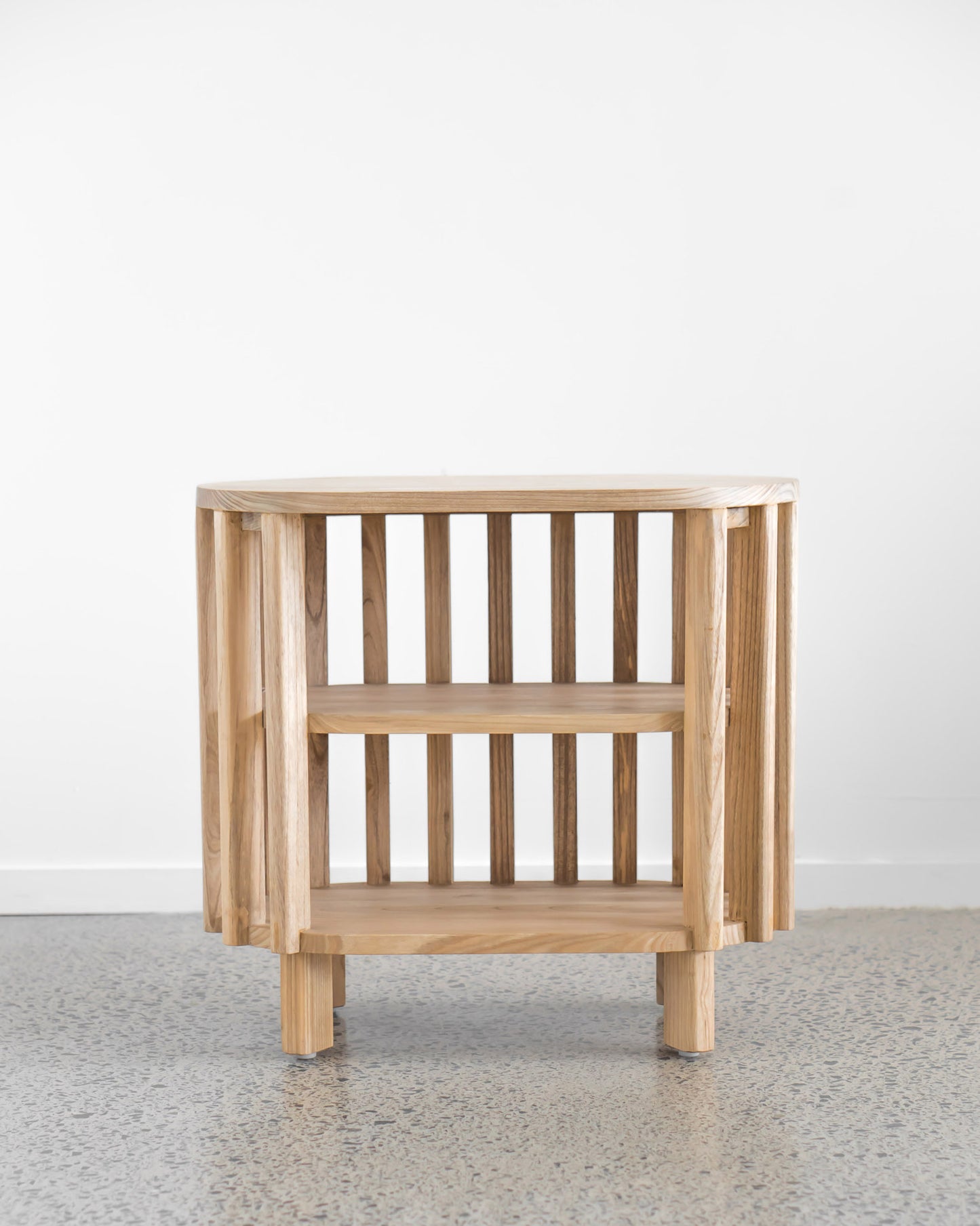 MEADOW SIDE TABLE