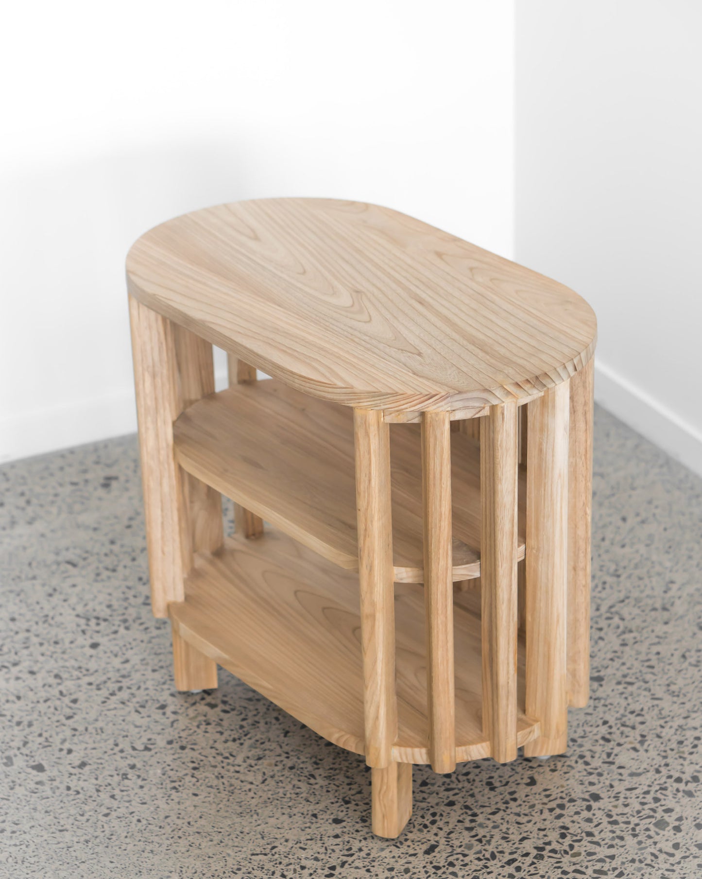 MEADOW SIDE TABLE