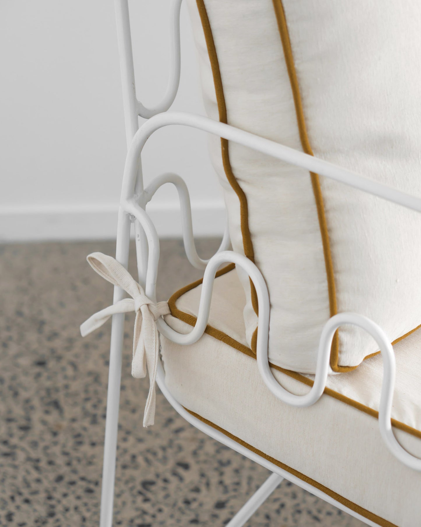 FLORENCE ARMCHAIR