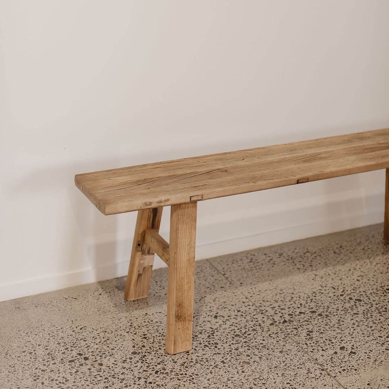 AKIKO BENCH