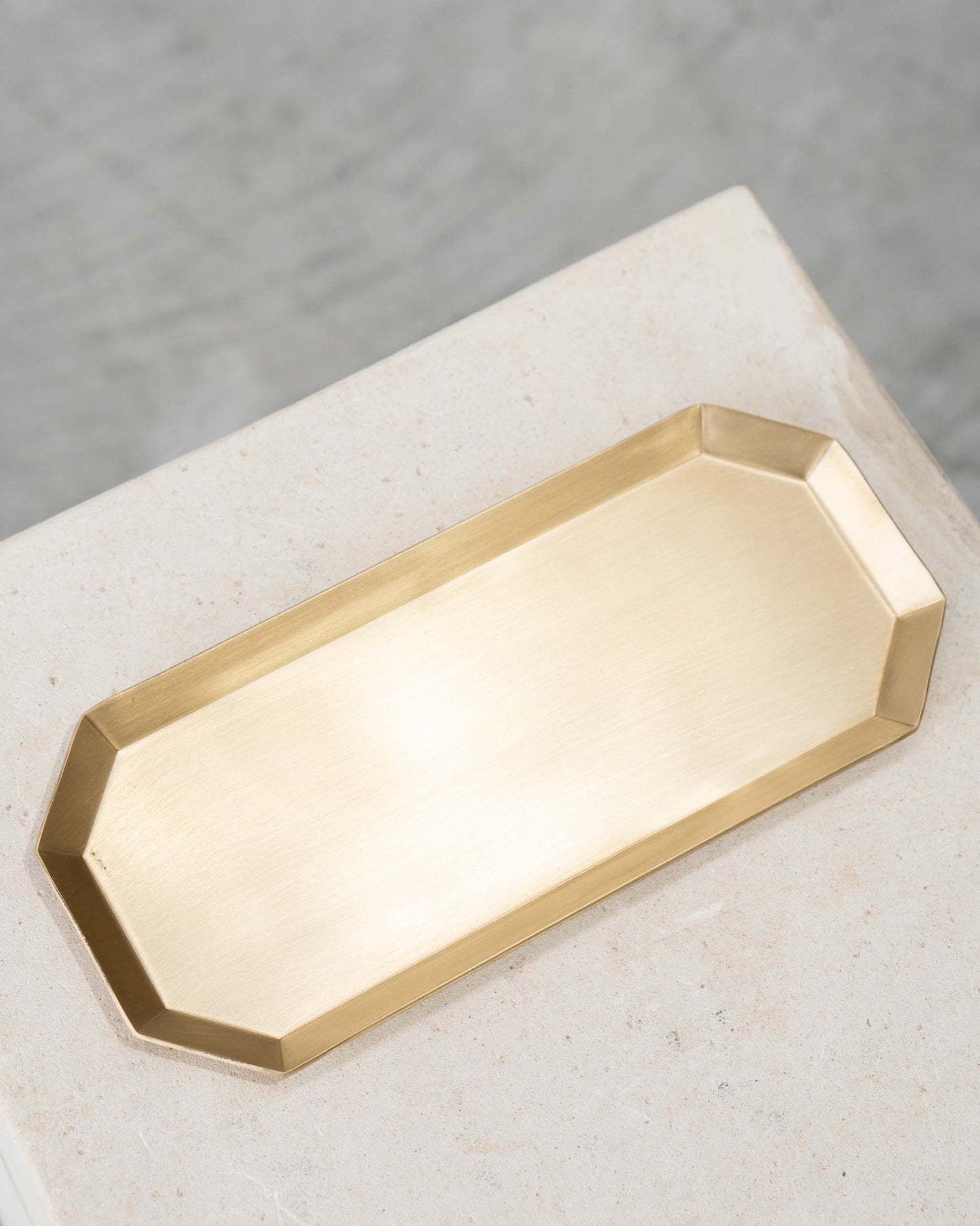 HEXA BRASS TRAY