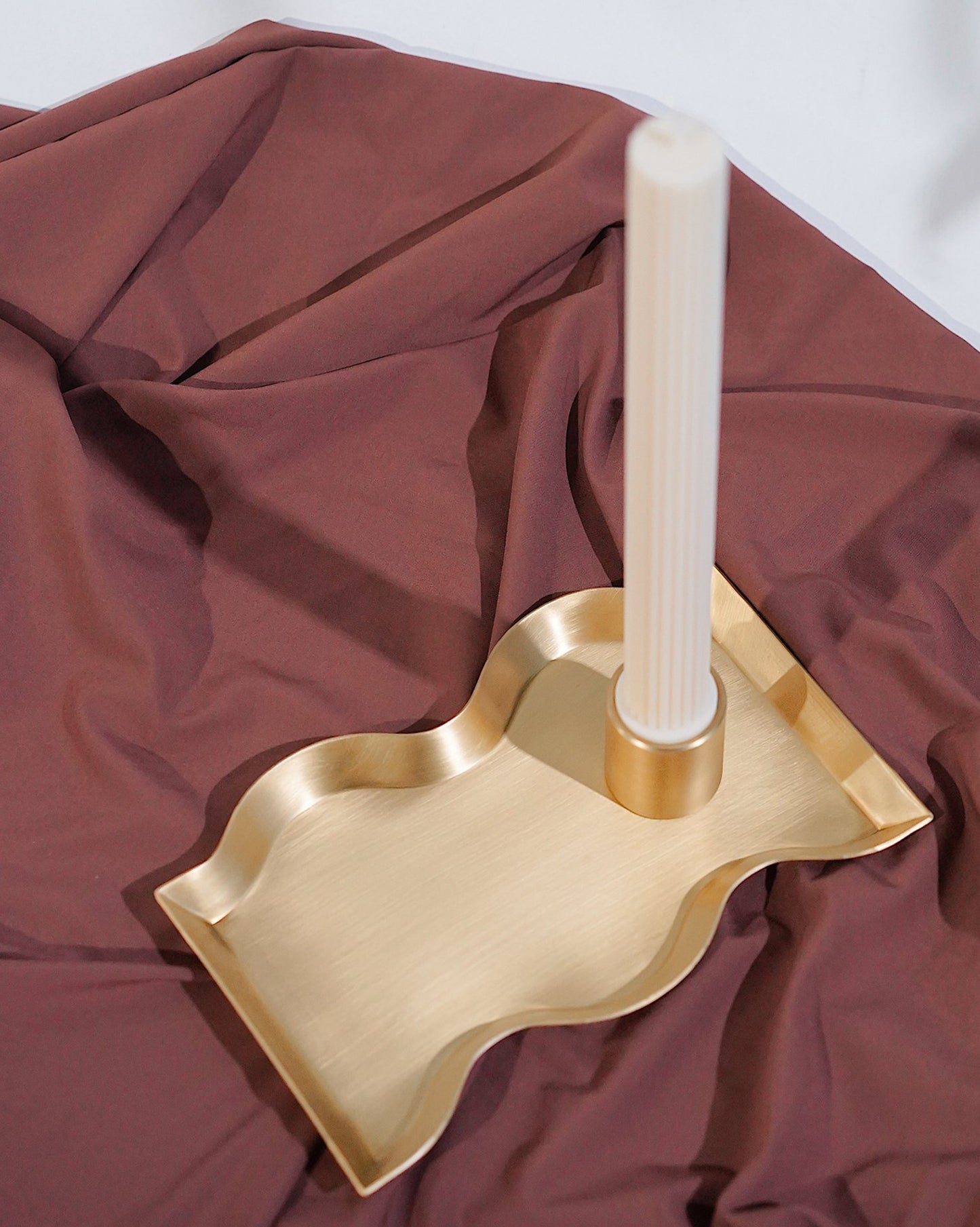 WAVE BRASS TRAY