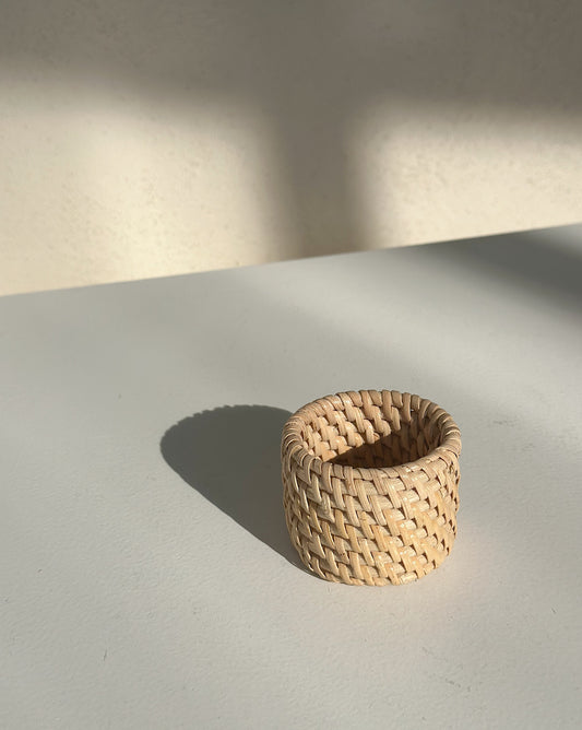 RATTAN NAPKIN HOLDER