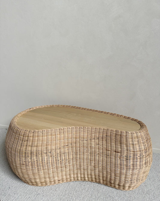 CURVY RATTAN COFFEE TABLE