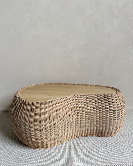 CURVY RATTAN COFFEE TABLE
