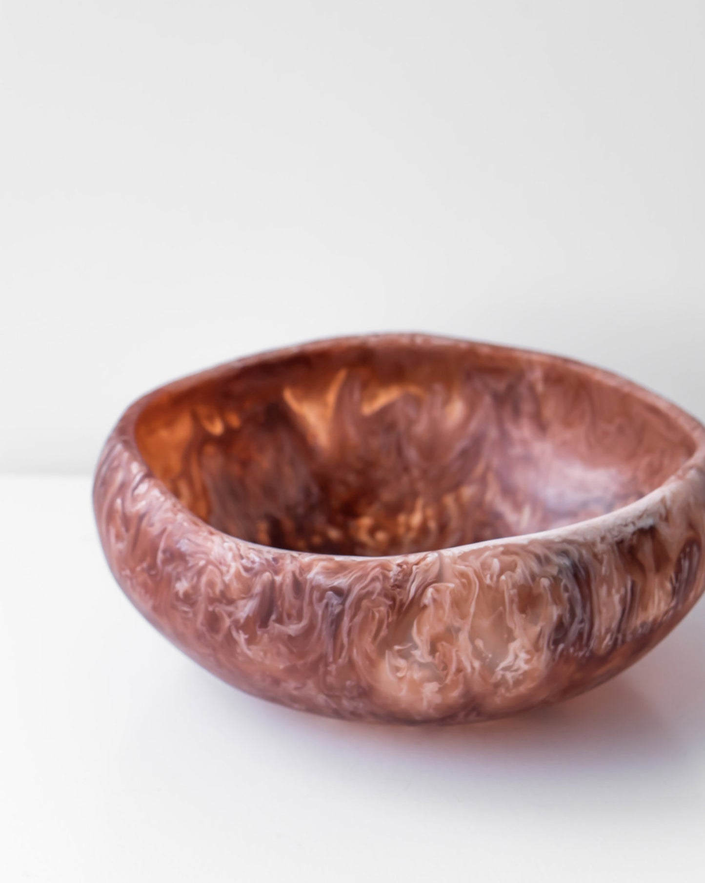 RESIN SALAD BOWL BROWN