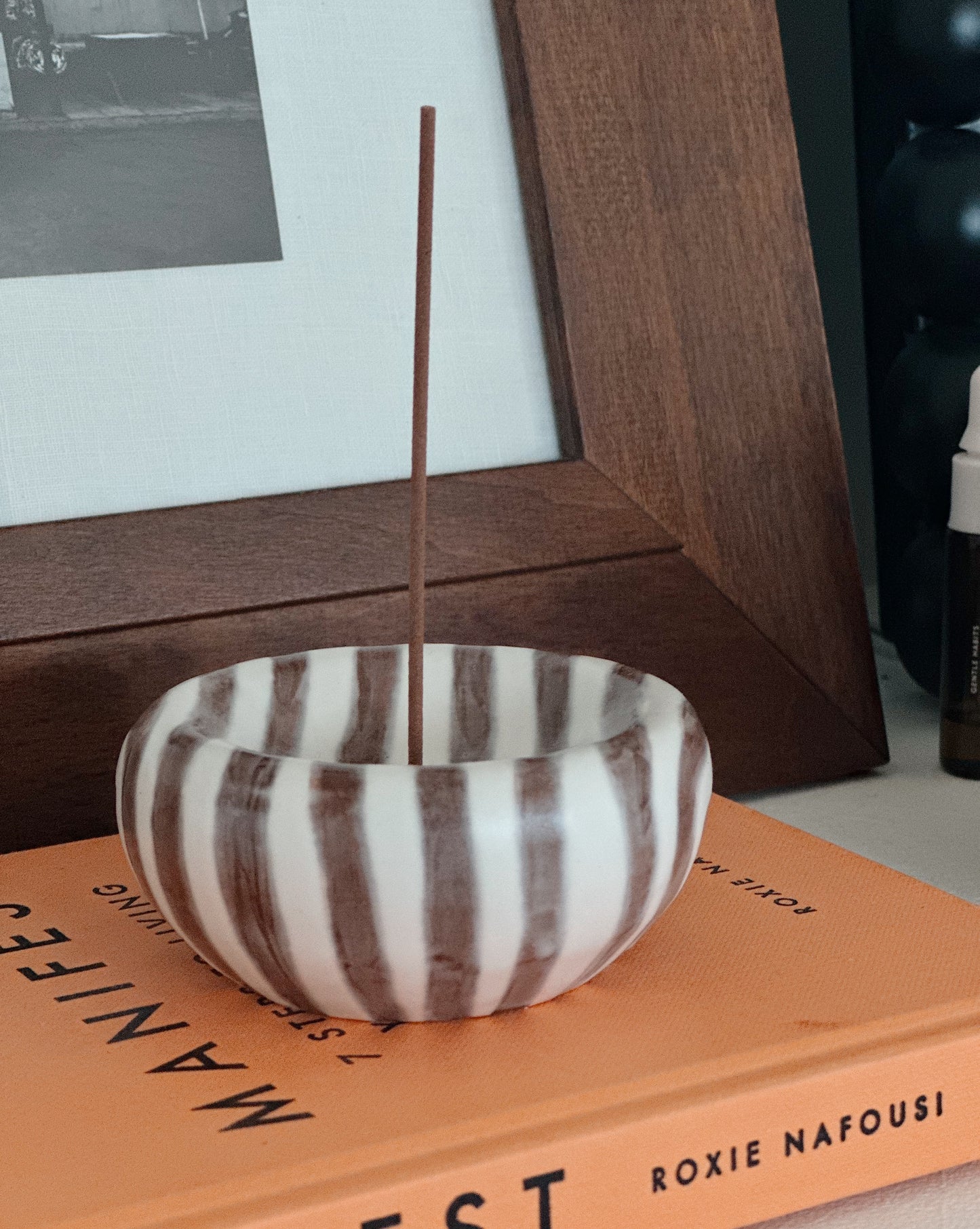 MILO STRIPED INCENSE HOLDER