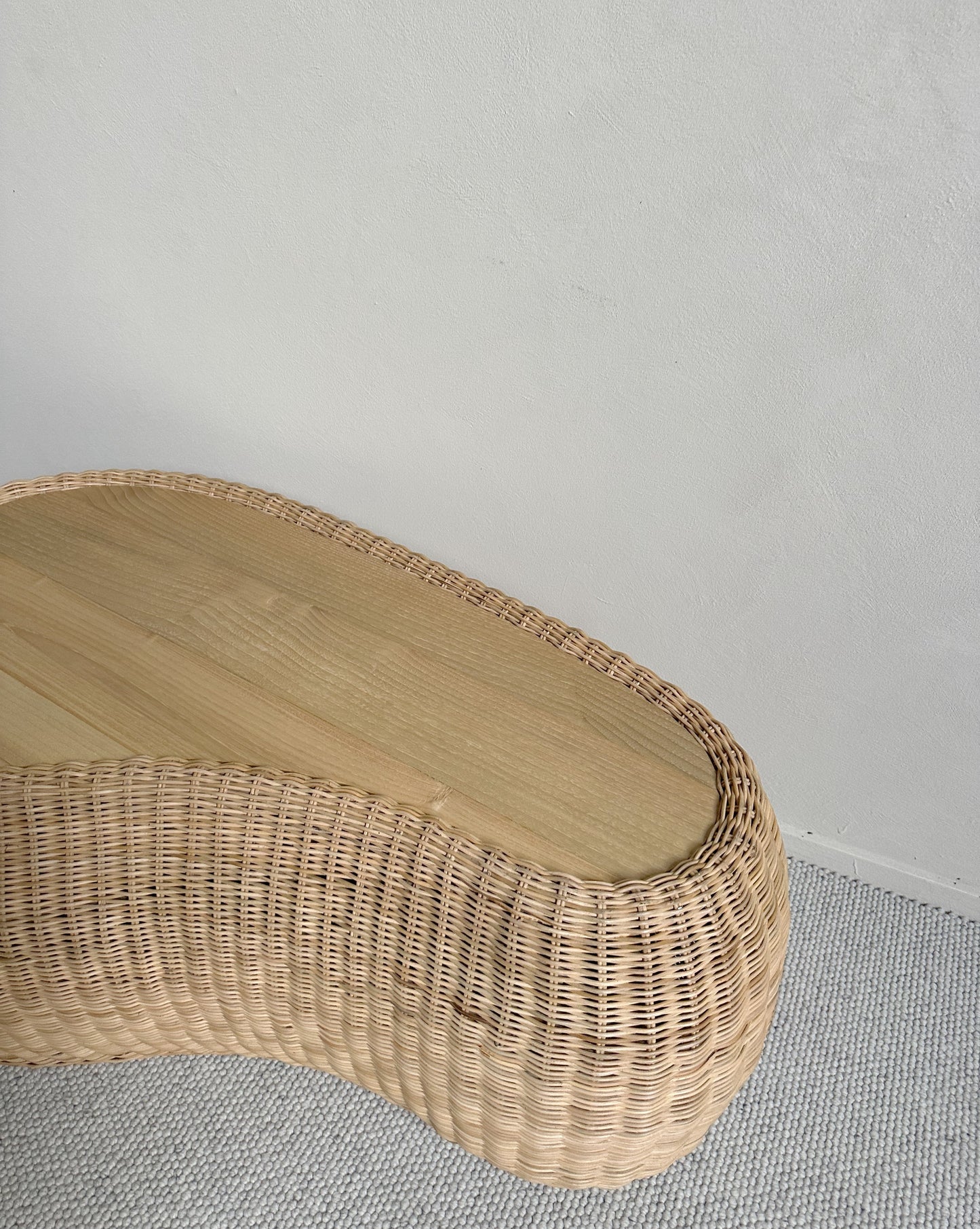 CURVY RATTAN COFFEE TABLE