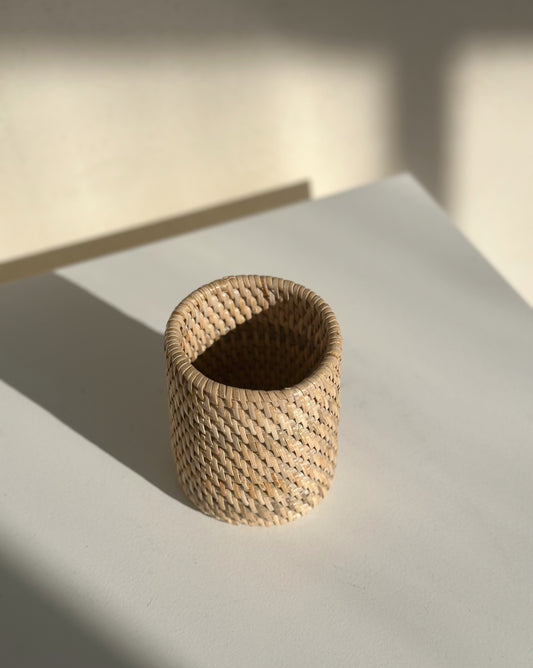 RATTAN TOOTHBRUSH HOLDER