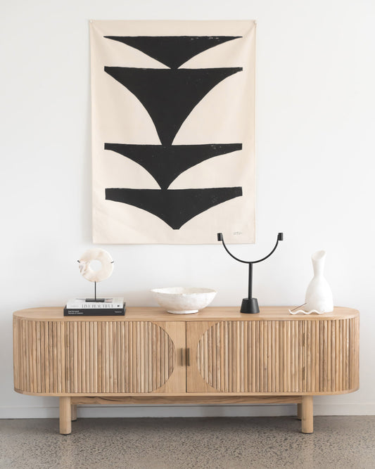 OVAL SCOTTIE CABINET