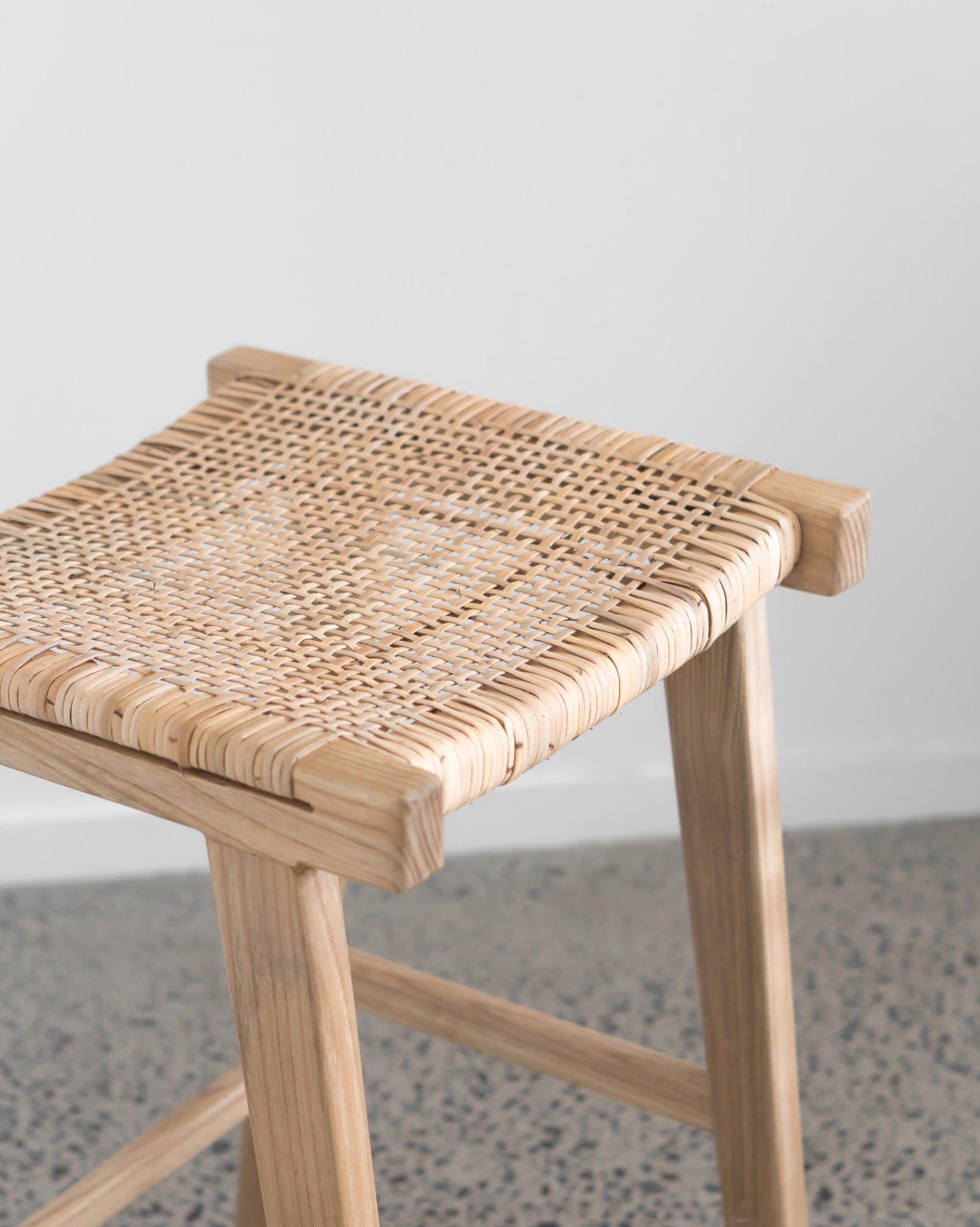 RATTAN BARSTOOL