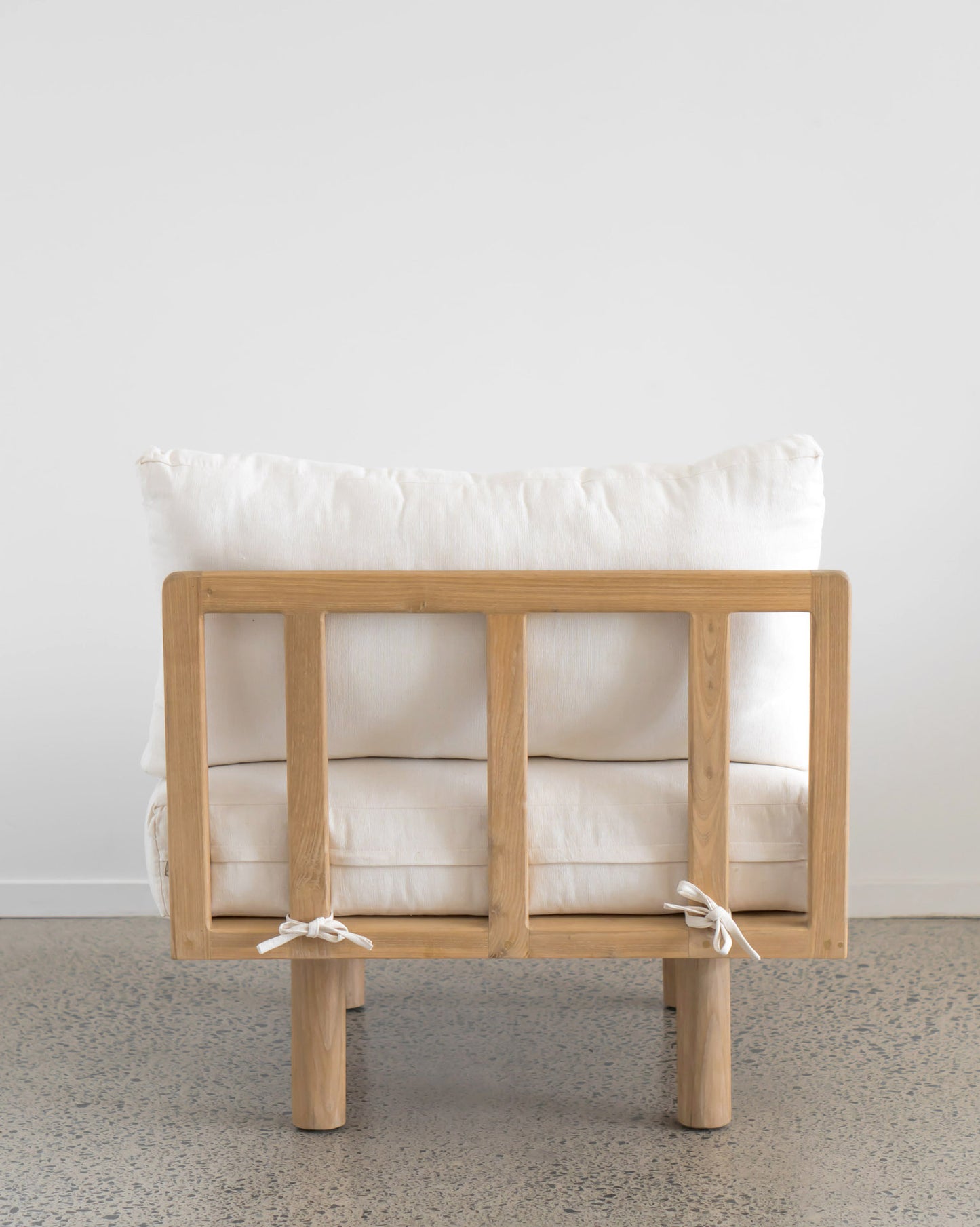 GILI ARMCHAIR