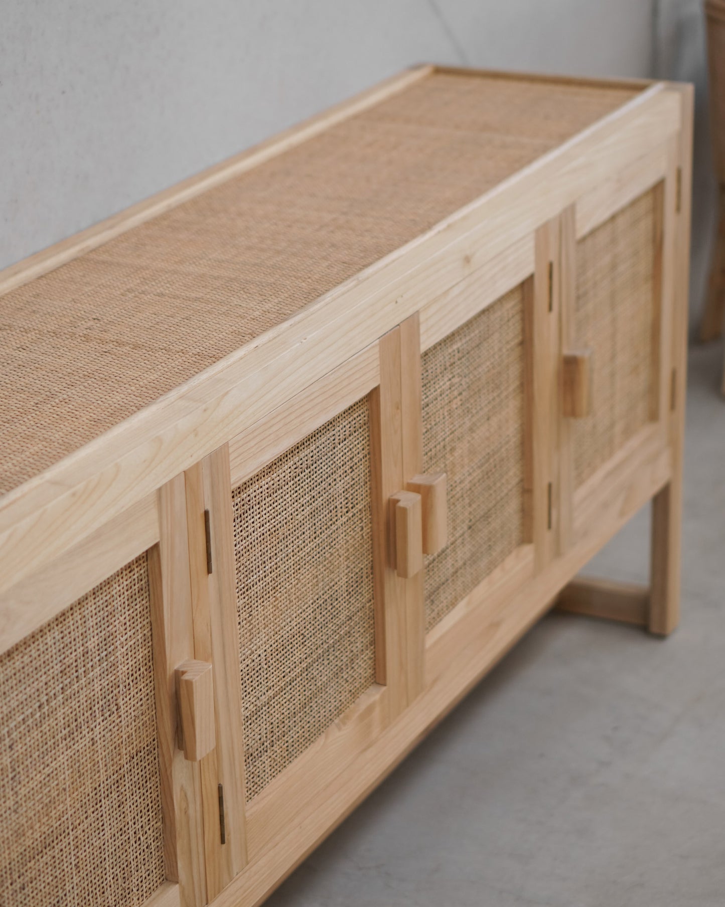 FOUR DOOR CABINET
