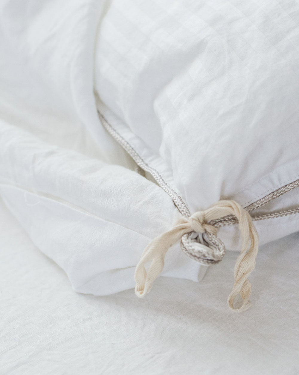 LINEN DUVET SET WHITE - QUEEN