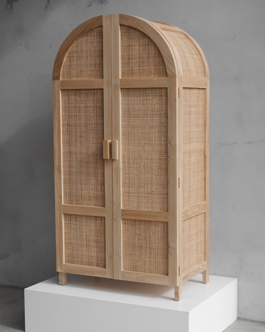 YUNI ARCH WARDROBE