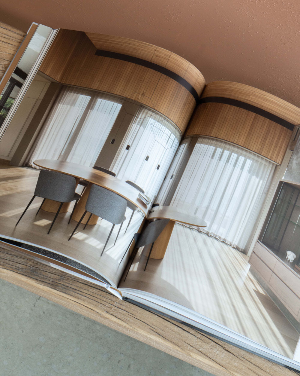 ARCHITECTURE AT THE HEART OF THE HOME