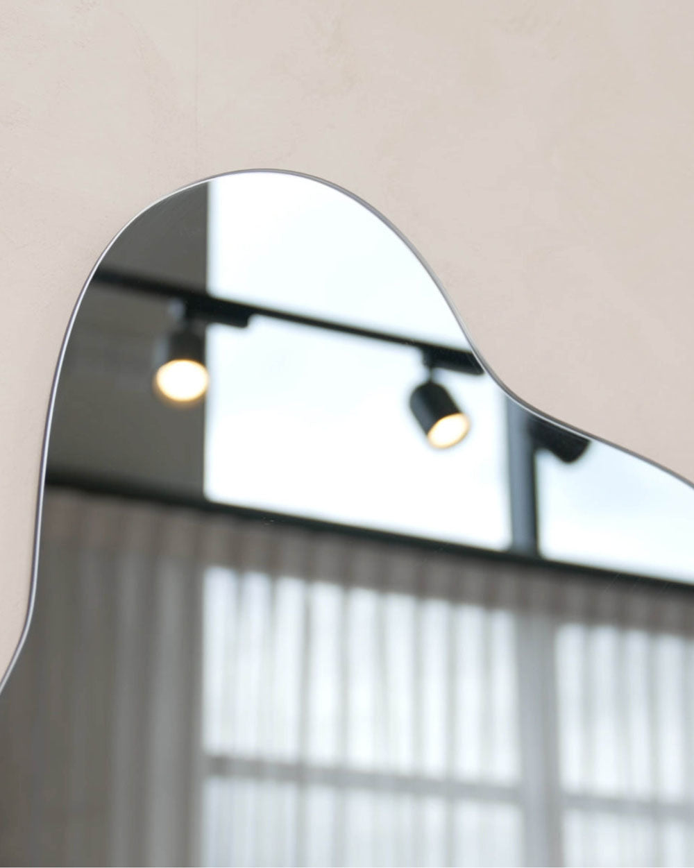 BLOB FULL LENGTH MIRROR