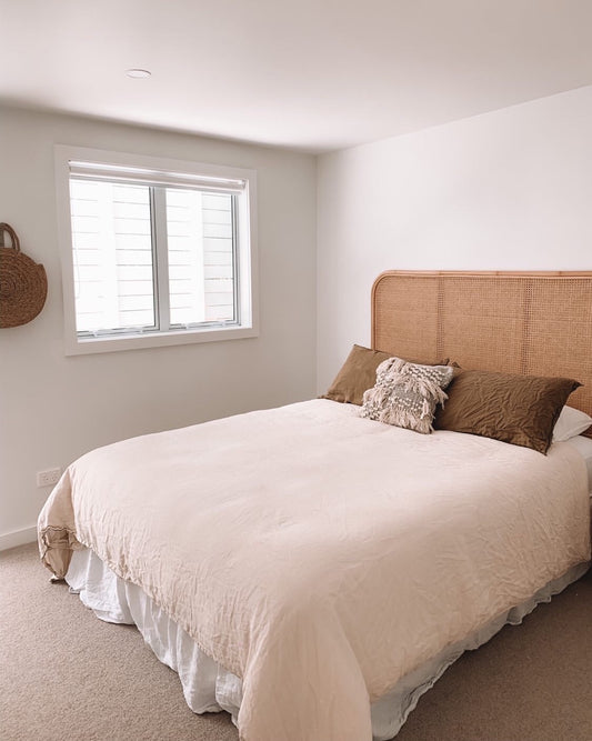 FLORES HEADBOARD