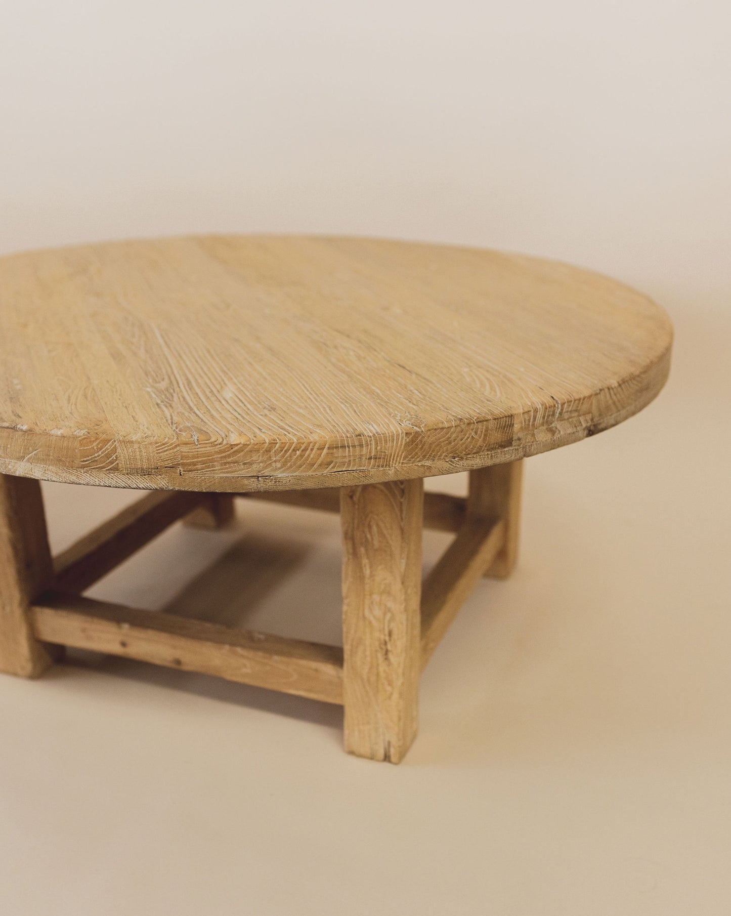 ELM ROUNDIE COFFEE TABLE