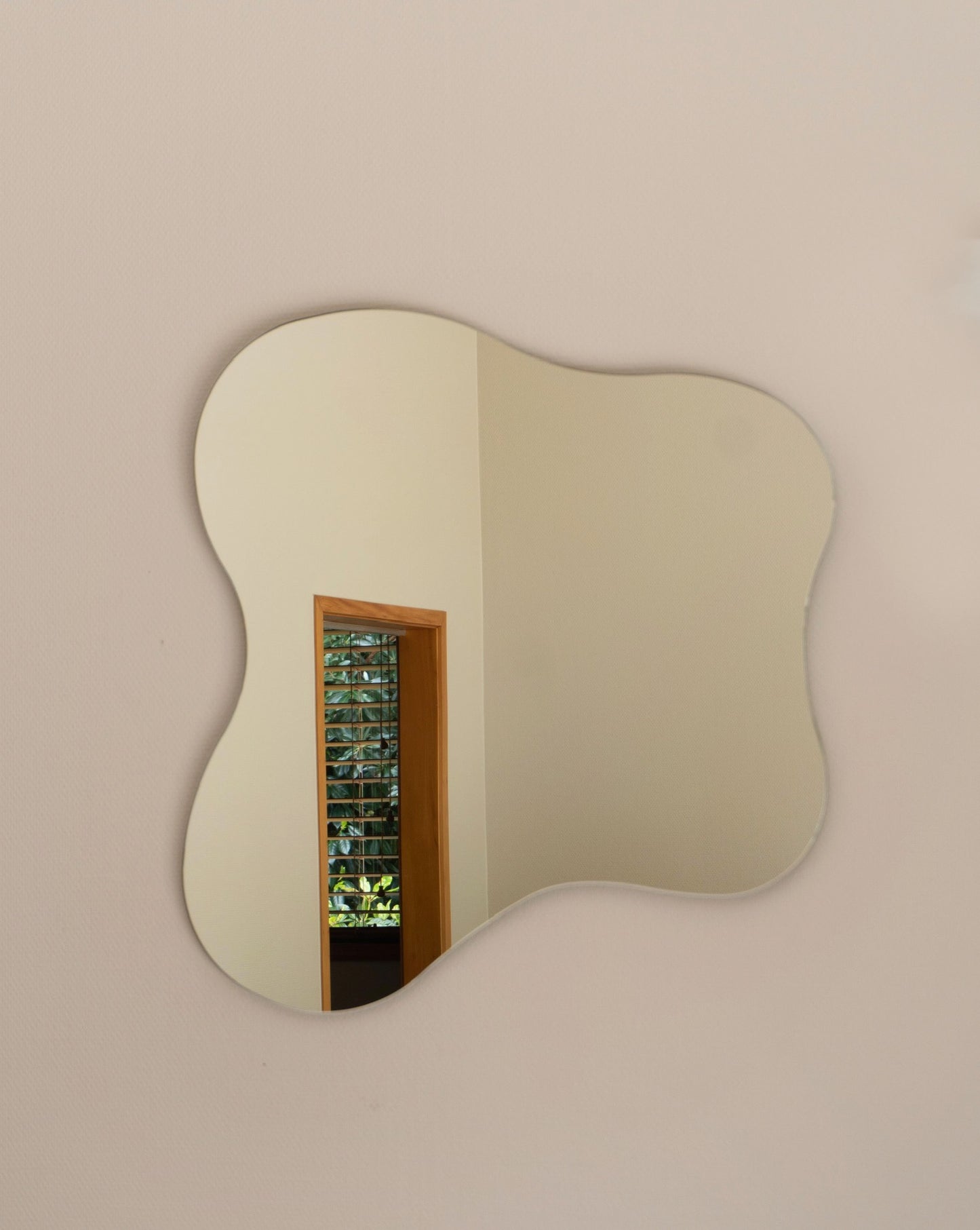 BLOB WALL MIRROR